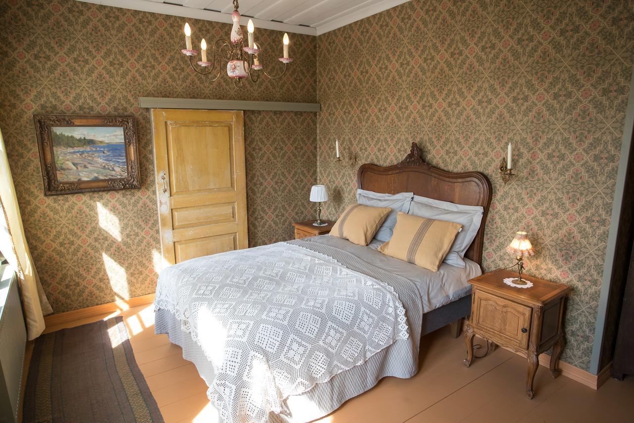 Boutique Hotel Langin Kauppahuone Raahe Esterno foto