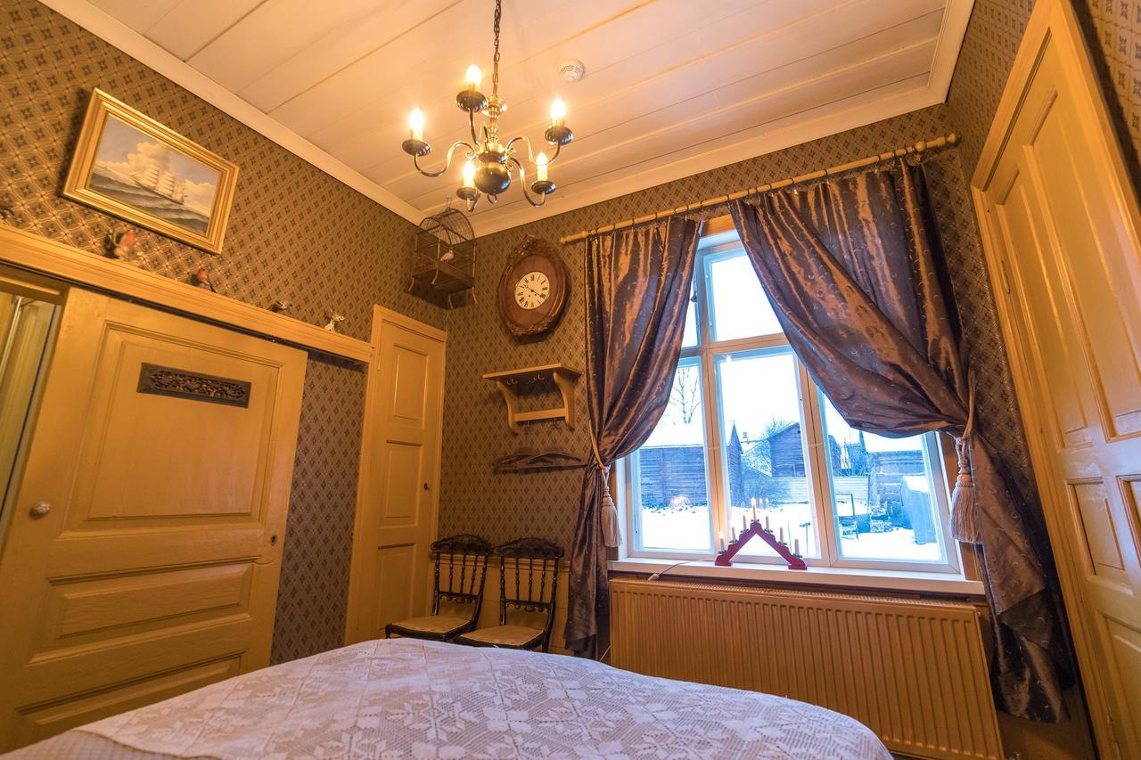 Boutique Hotel Langin Kauppahuone Raahe Esterno foto