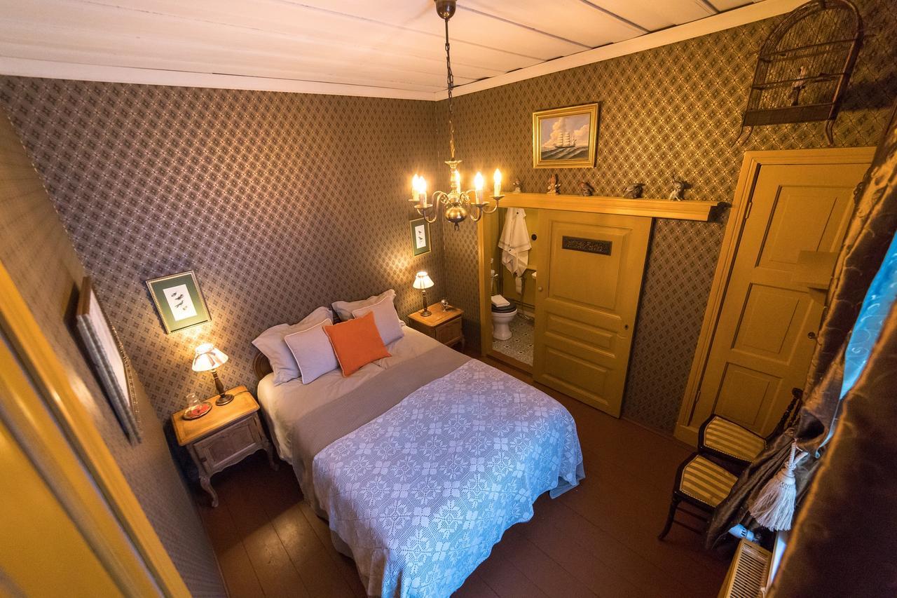 Boutique Hotel Langin Kauppahuone Raahe Esterno foto