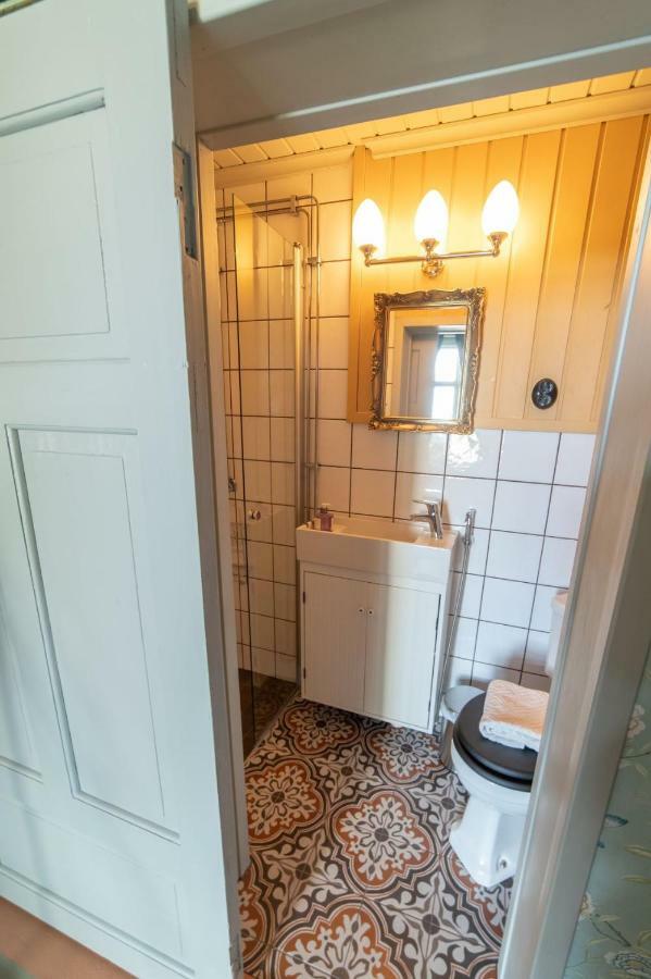 Boutique Hotel Langin Kauppahuone Raahe Esterno foto